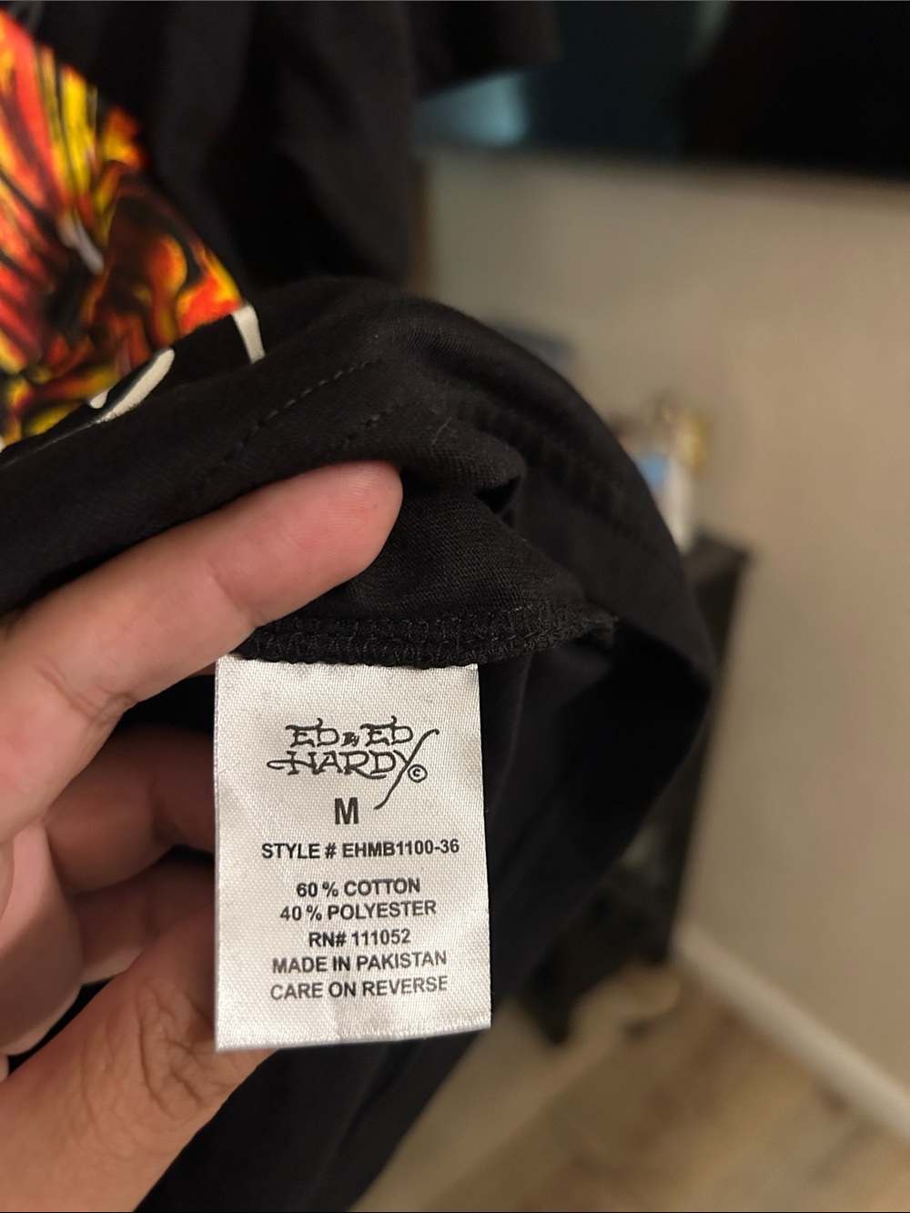 Ed Hardy Black Tee with Orange and Yellow Twin Tigers - Picture 3 of 4